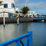 Vanesa Center